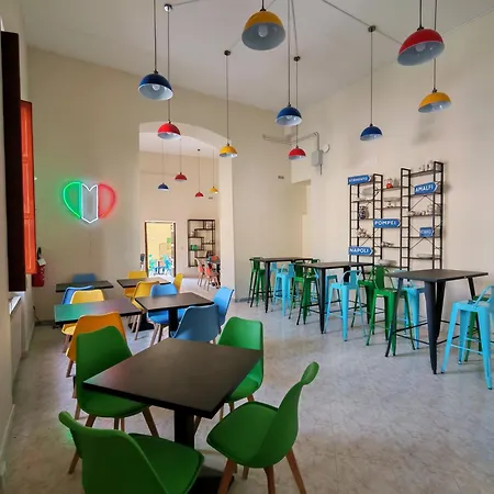 Хостел Safestay Materdei Неаполь