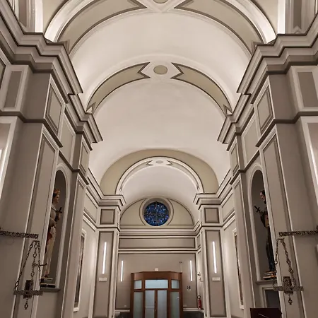 Safestay Materdei * Неаполь
