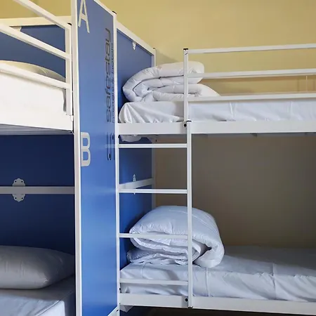 Safestay Materdei * Неаполь