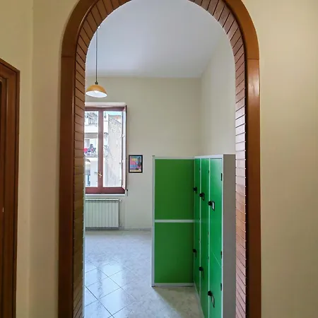 Safestay Materdei * Неаполь