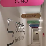 Safestay Materdei 호스텔 *